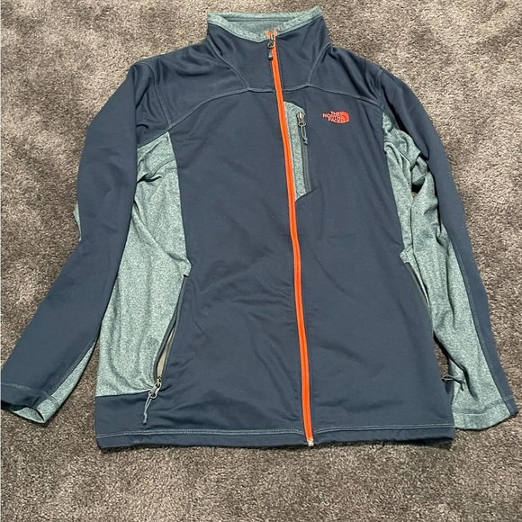 The North Face Other - Men’s north face light weight jacket